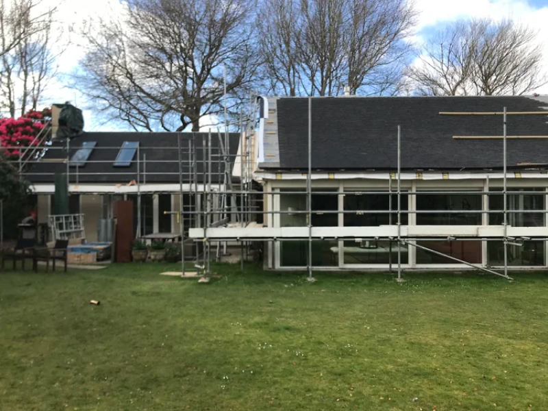 Whyte+Residence+build